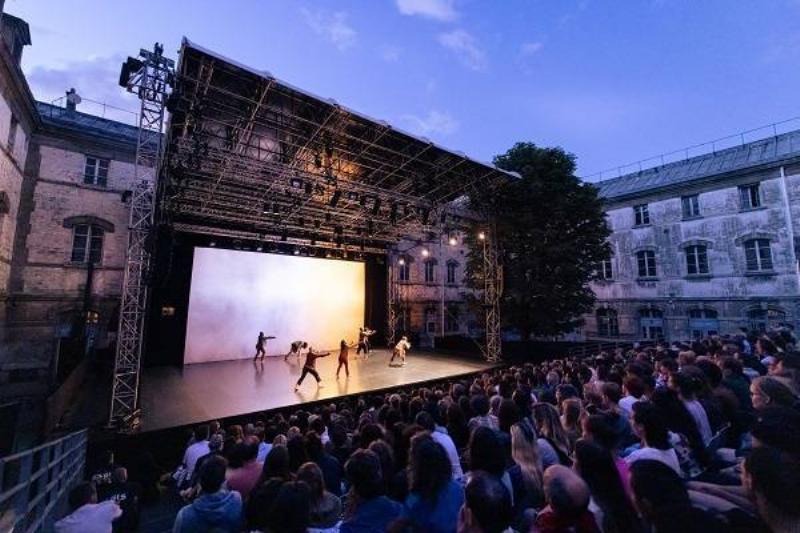 La créativité vibrante inspirée par la culture France Gall à Paris, France, à travers l’art contemporain